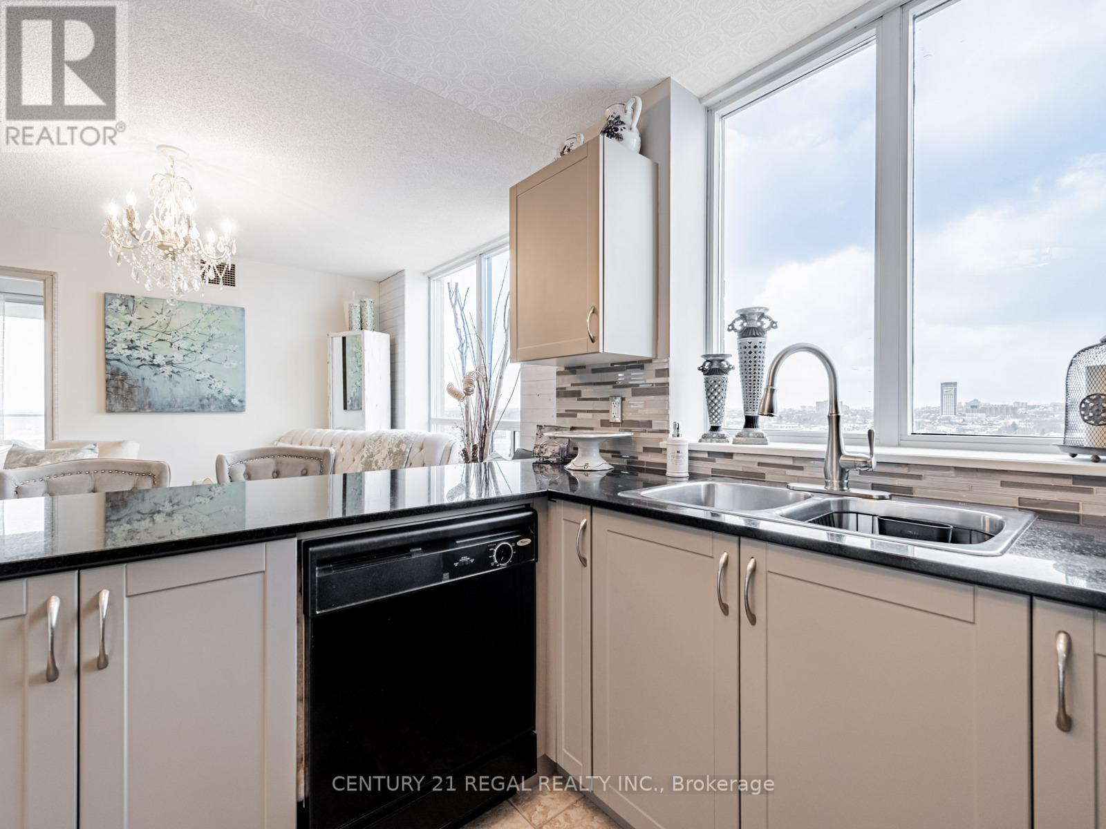 1313 - 1369 Bloor Street W, Toronto, Ontario  M6P 4J4 - Photo 13 - C12723858