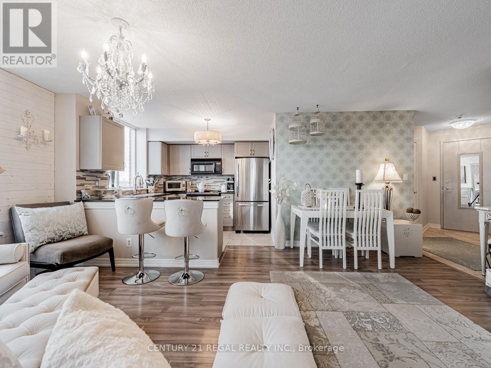 1313 - 1369 Bloor Street W, Toronto, Ontario  M6P 4J4 - Photo 14 - C12723858