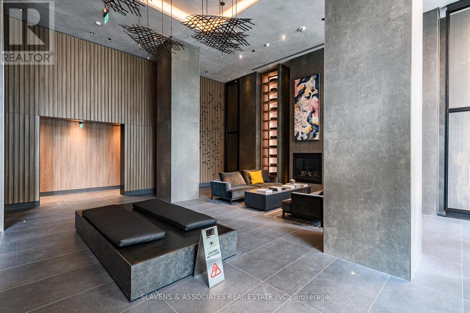 3204 - 55 Charles Street E, Toronto, Ontario  M4Y 1S9 - Photo 2 - C12723890