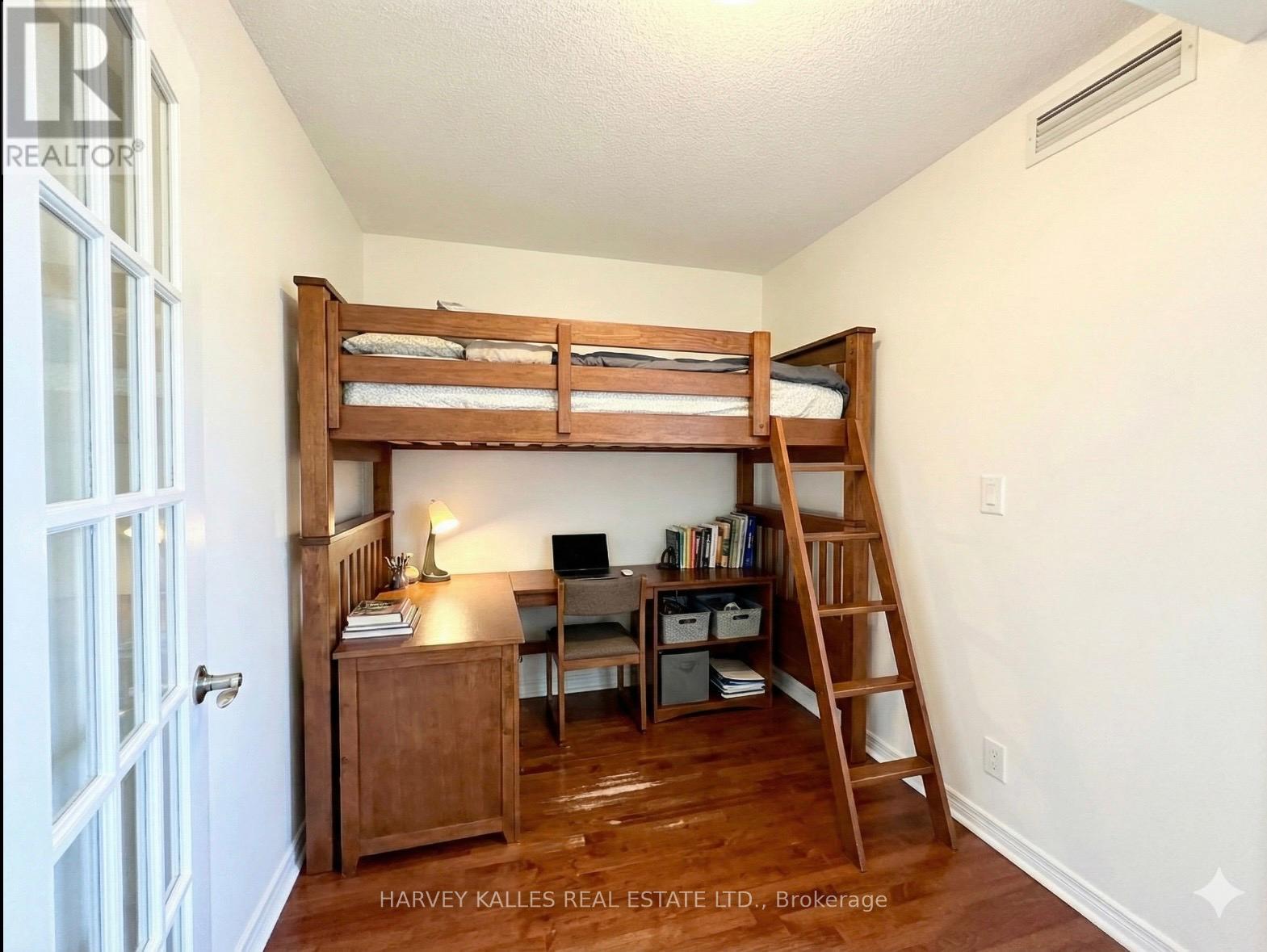 1306 - 736 Spadina Avenue, Toronto, Ontario  M5S 2J2 - Photo 12 - C12723914