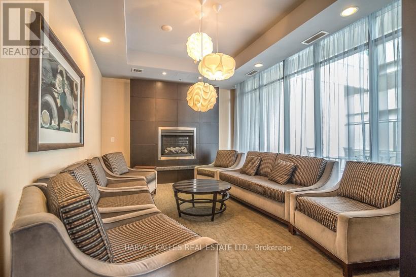 1306 - 736 Spadina Avenue, Toronto, Ontario  M5S 2J2 - Photo 4 - C12723914