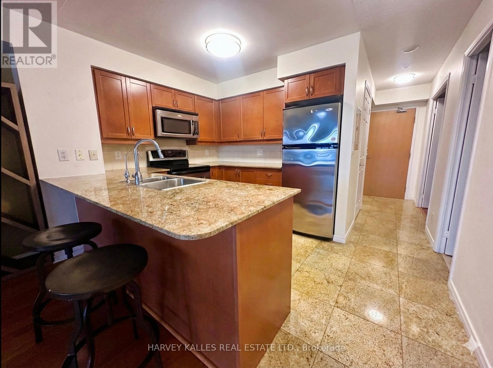 1306 - 736 Spadina Avenue, Toronto, Ontario  M5S 2J2 - Photo 7 - C12723914