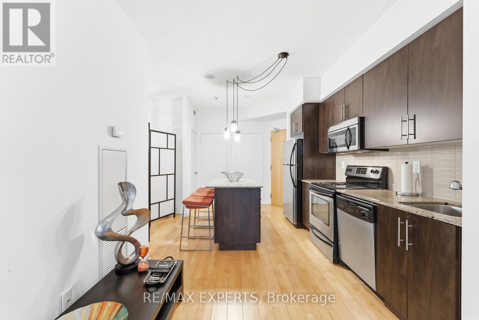 2405 - 55 Bremner Boulevard, Toronto, Ontario  M5J 0A6 - Photo 5 - C12723926