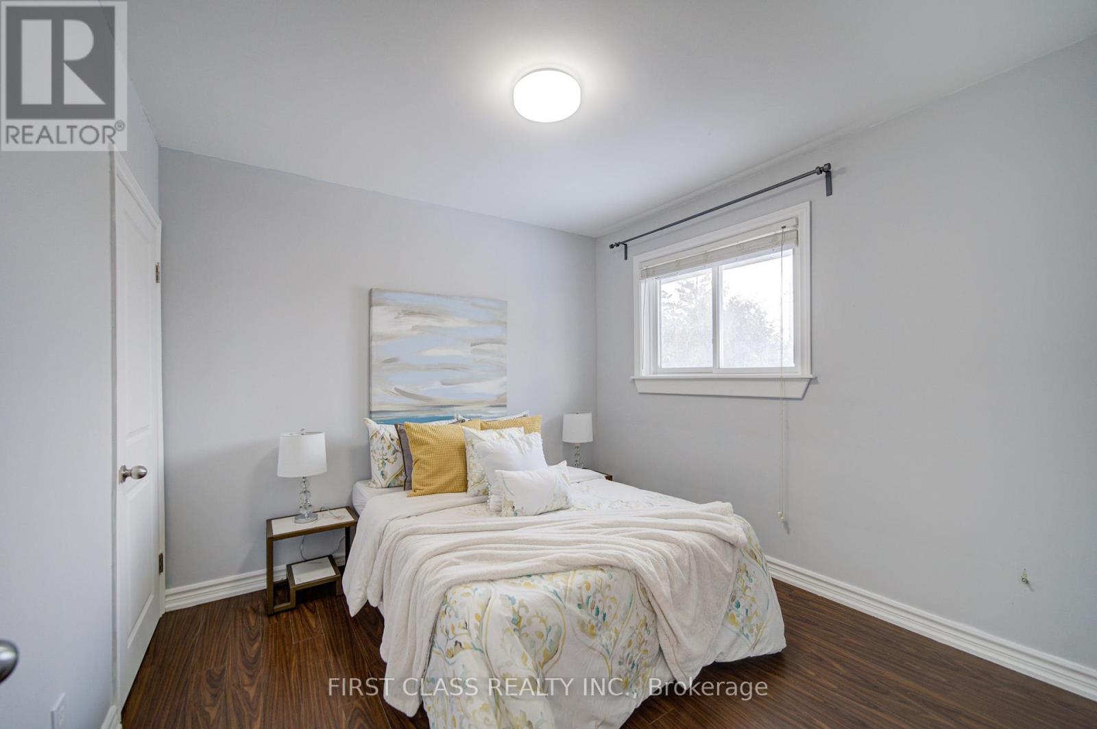 126 Sherwood Forest Drive, Markham, Ontario  L3P 1R1 - Photo 23 - N12723872