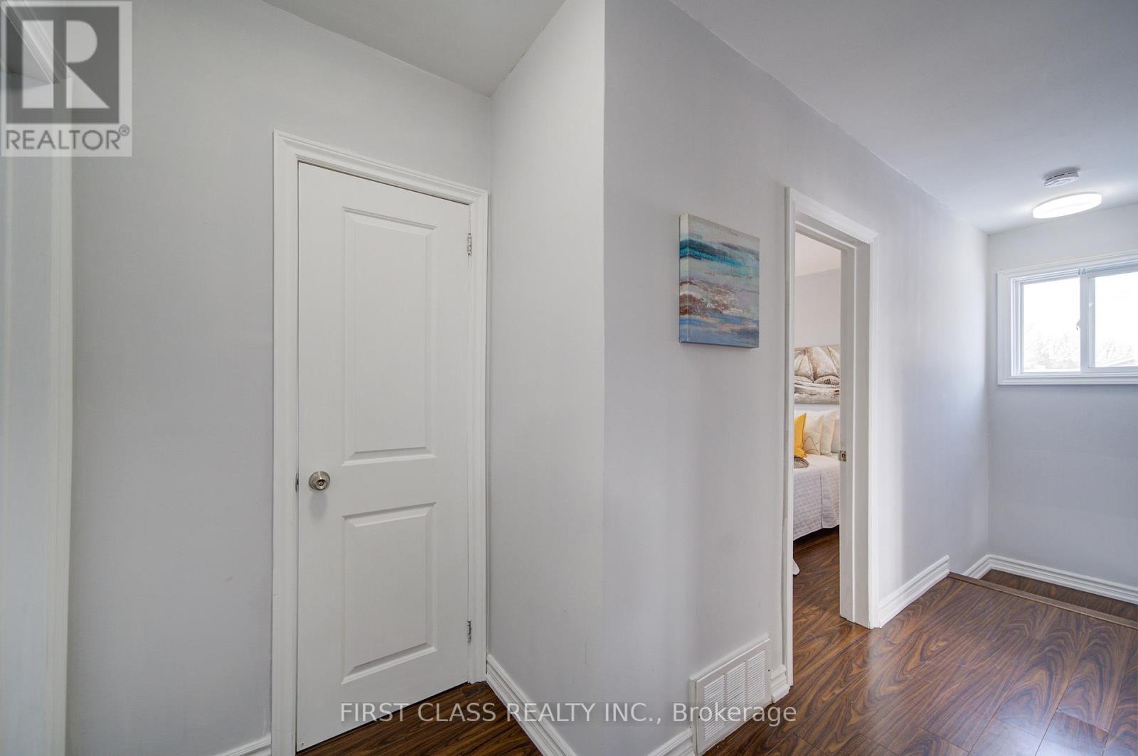 126 Sherwood Forest Drive, Markham, Ontario  L3P 1R1 - Photo 26 - N12723872