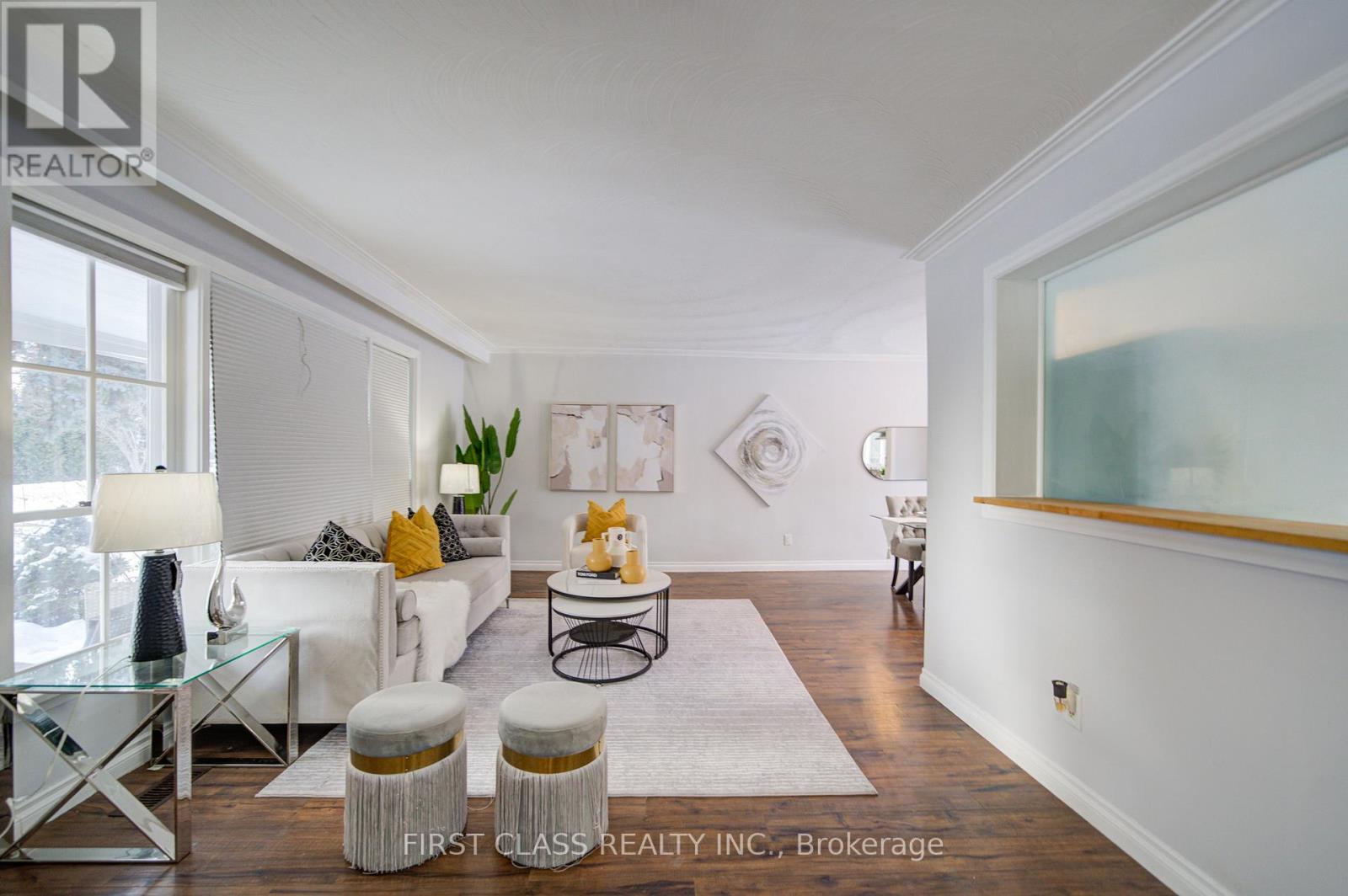 126 Sherwood Forest Drive, Markham, Ontario  L3P 1R1 - Photo 5 - N12723872