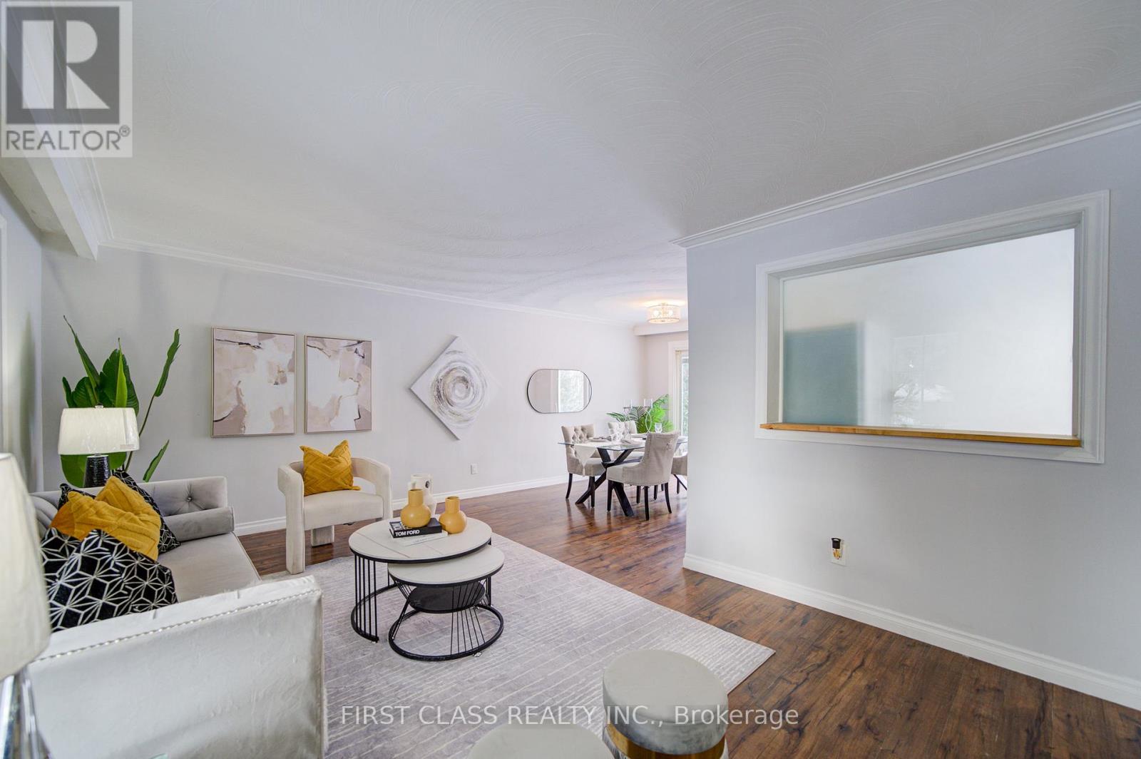 126 Sherwood Forest Drive, Markham, Ontario  L3P 1R1 - Photo 6 - N12723872