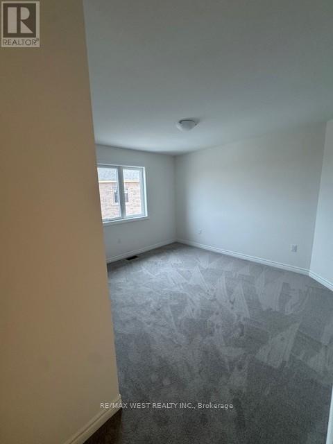 45 Brethet Heights, New Tecumseth (Beeton), Ontario  L0G 1A0 - Photo 11 - N12723888