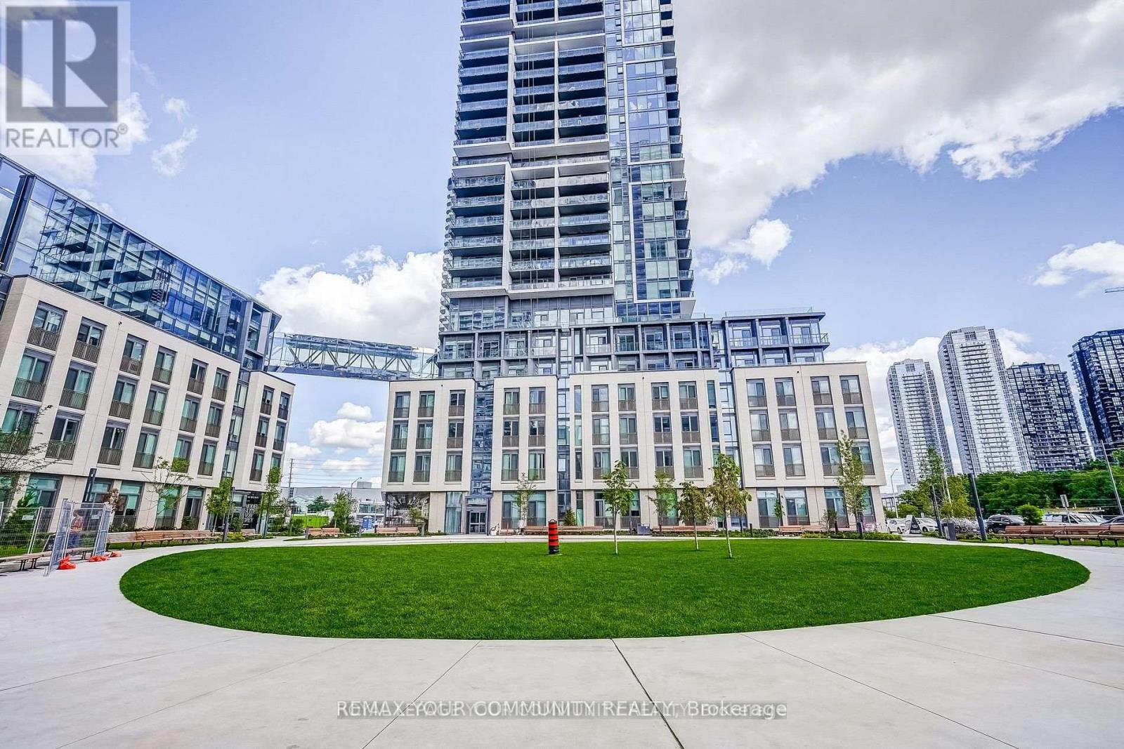 4512 - 7890 Jane Street, Vaughan, Ontario  L4K 0K9 - Photo 2 - N12723894