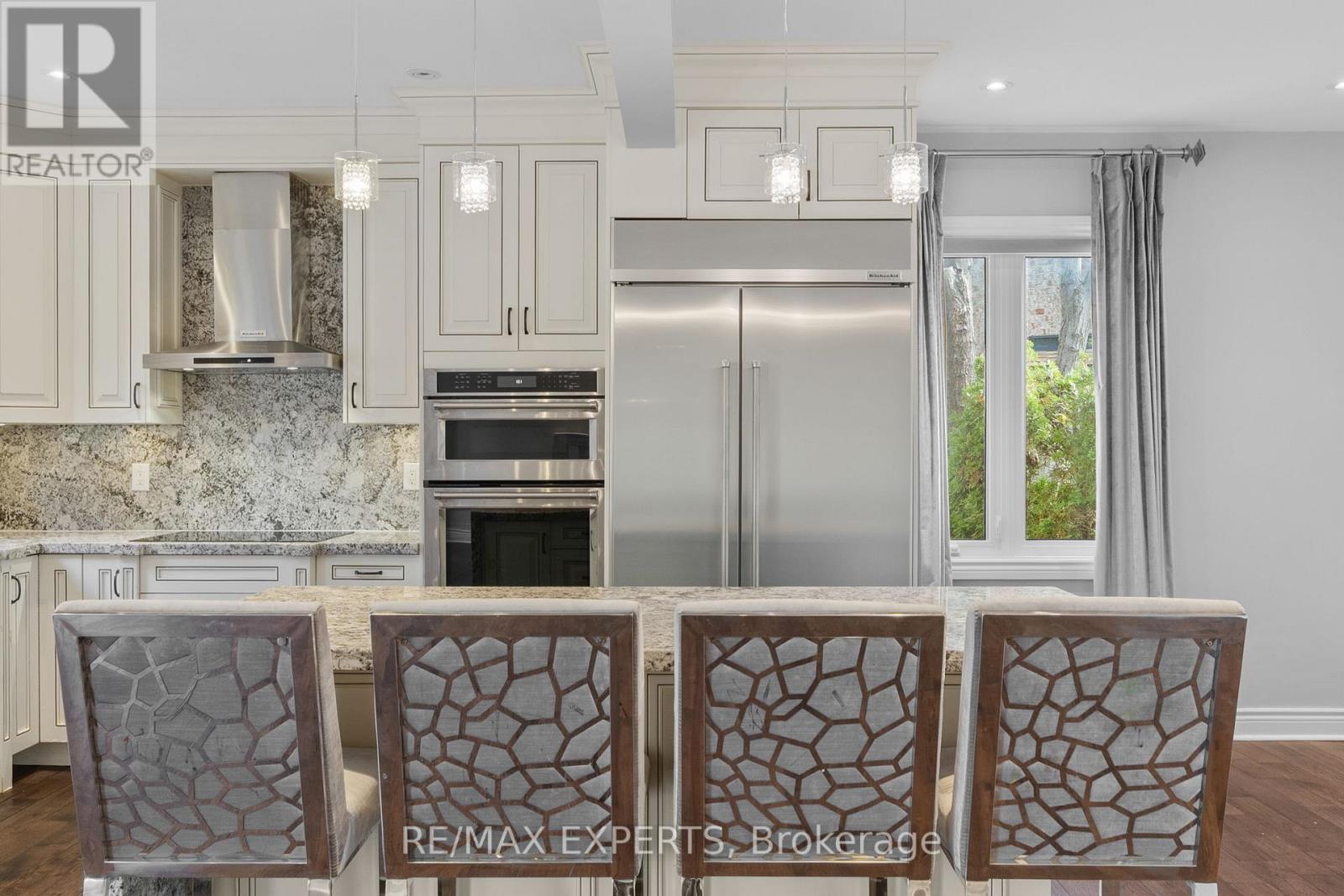 39 Michelle Drive, Vaughan, Ontario  L4L 9B8 - Photo 15 - N12723912