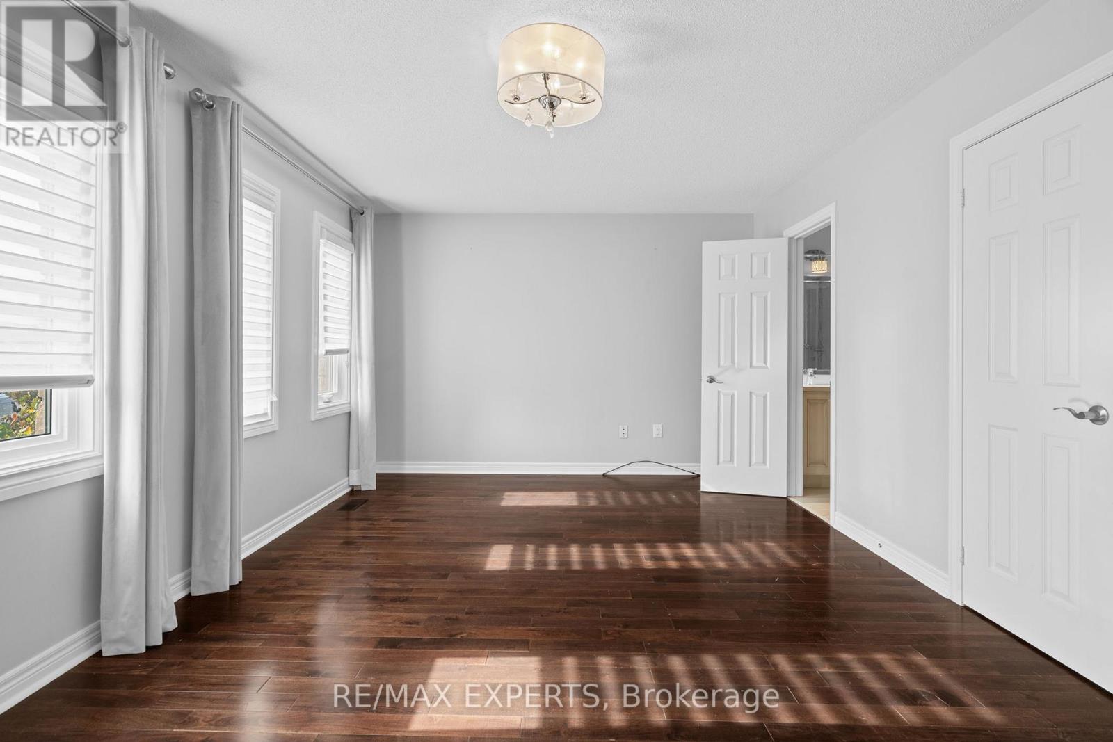 39 Michelle Drive, Vaughan, Ontario  L4L 9B8 - Photo 27 - N12723912