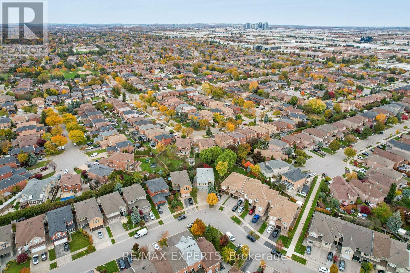 39 Michelle Drive, Vaughan, Ontario  L4L 9B8 - Photo 44 - N12723912