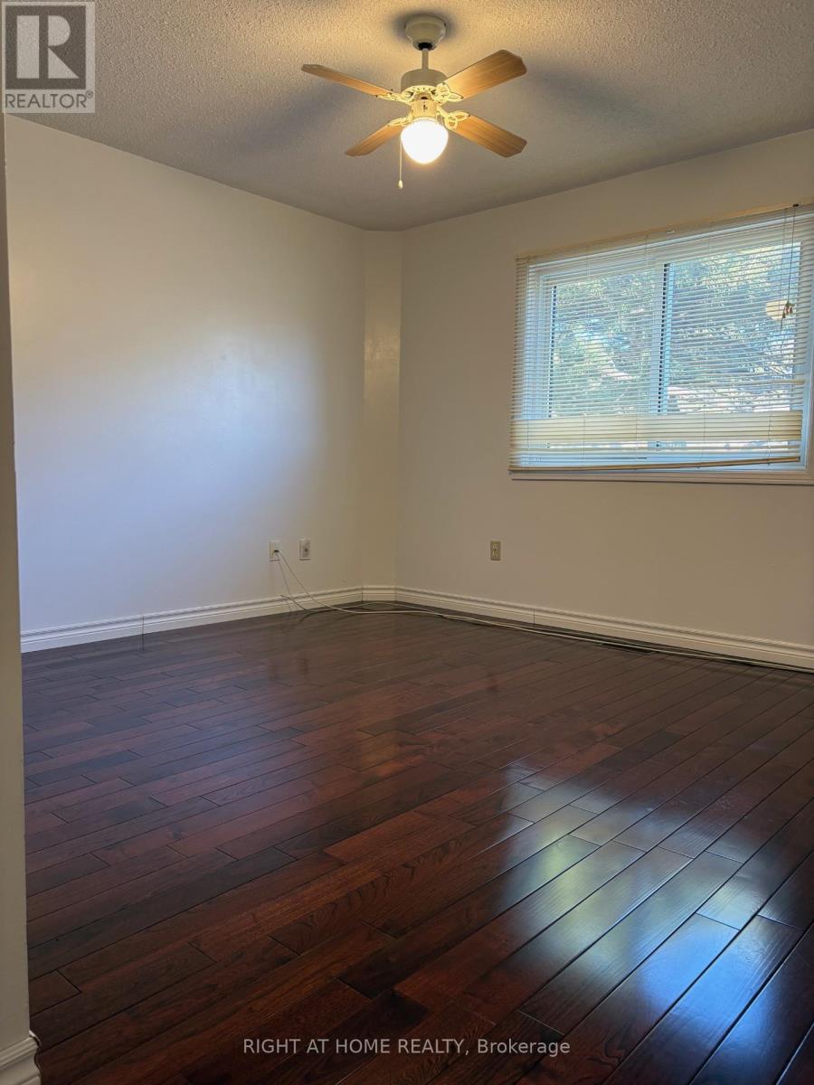 33 Innisbrook Crescent, Markham, Ontario  L3T 5A9 - Photo 23 - N12723972