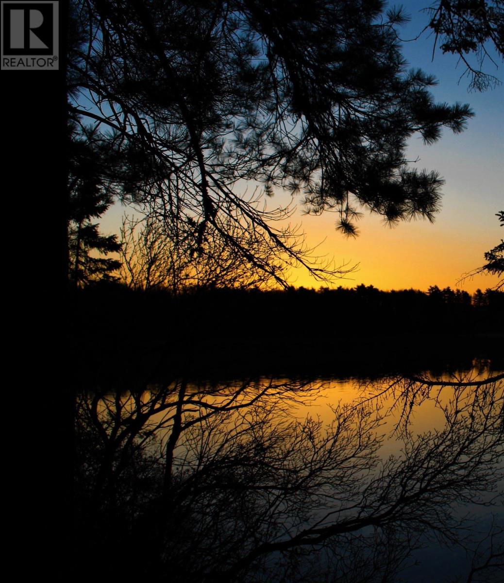 2 Laconia Road, Lunenburg, Nova Scotia B4V 5V9 - Photo 9 - 202601395