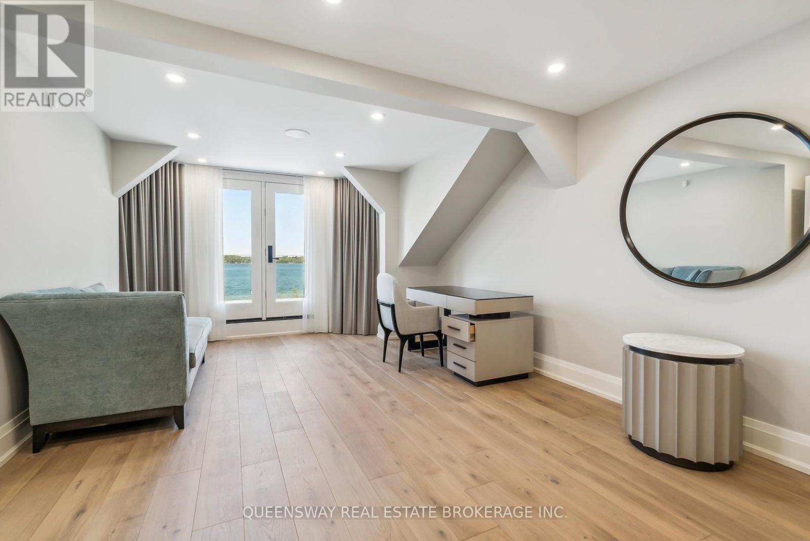 36 Pioneer Trail, Barrie (Innis-Shore), Ontario  L4N 0T8 - Photo 18 - S12723852