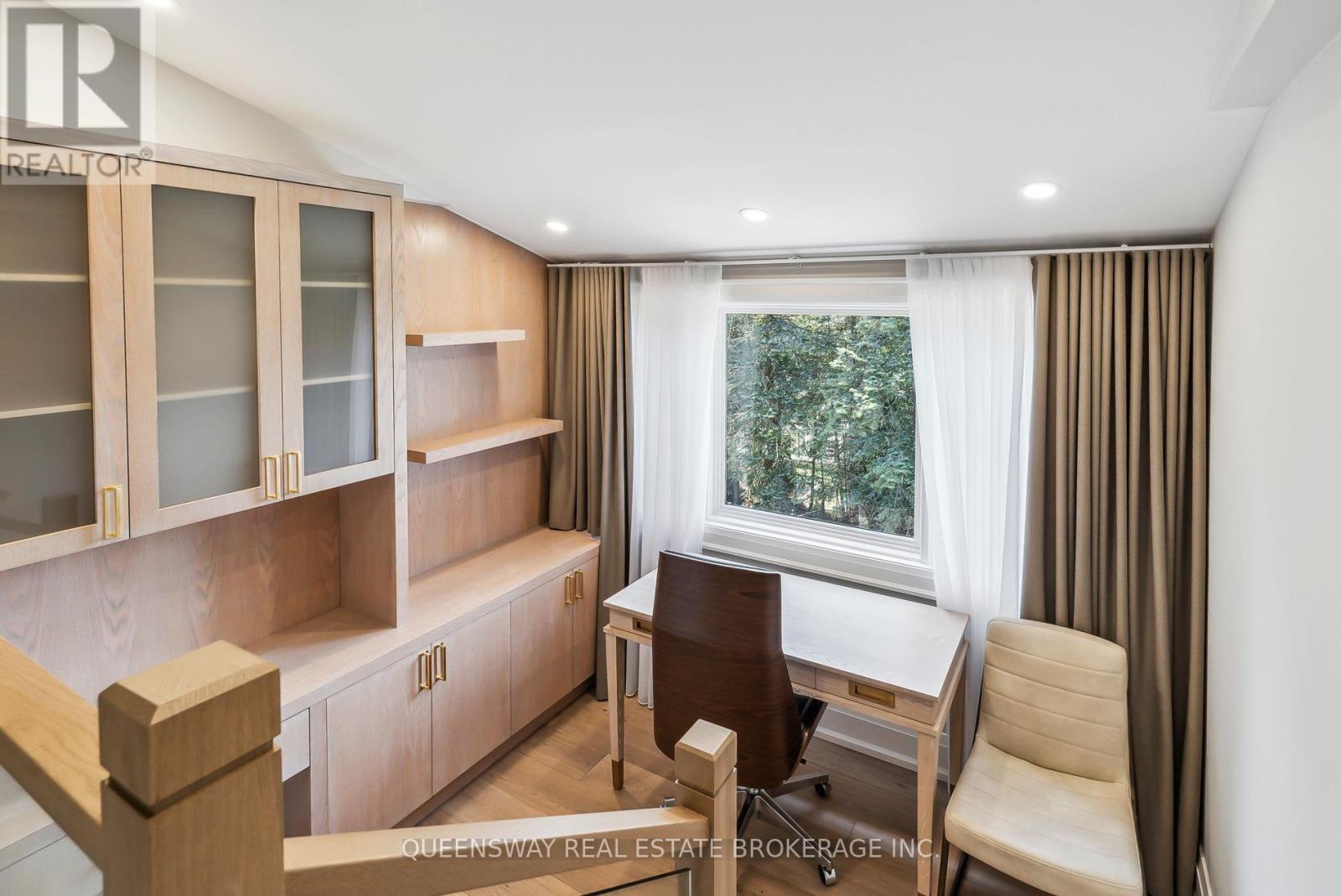 36 Pioneer Trail, Barrie (Innis-Shore), Ontario  L4N 0T8 - Photo 26 - S12723852