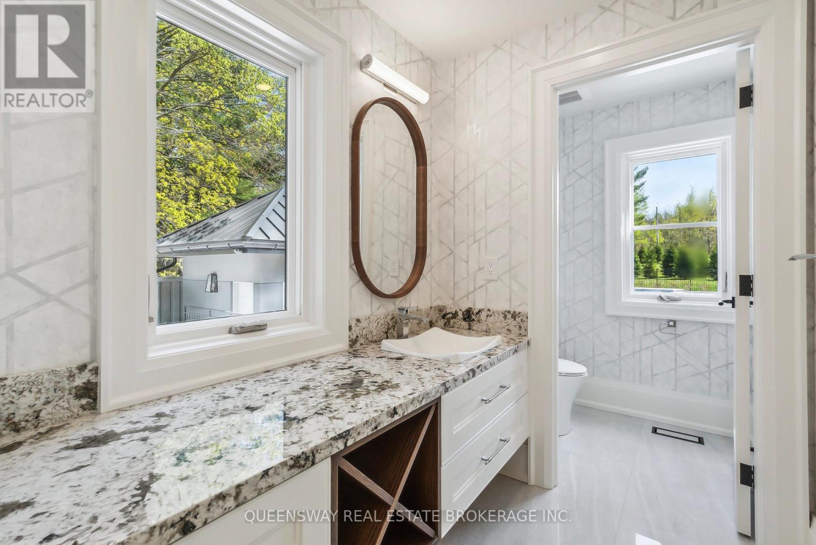 36 Pioneer Trail, Barrie (Innis-Shore), Ontario  L4N 0T8 - Photo 38 - S12723852