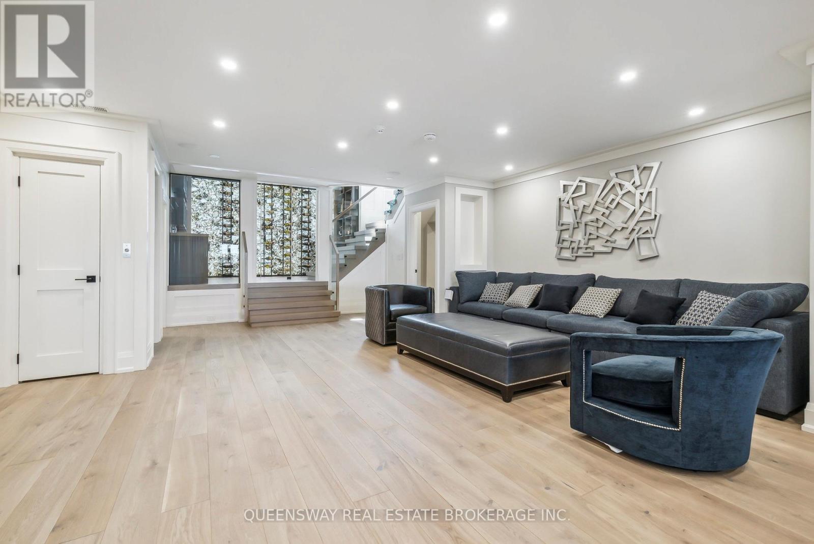 36 Pioneer Trail, Barrie (Innis-Shore), Ontario  L4N 0T8 - Photo 41 - S12723852