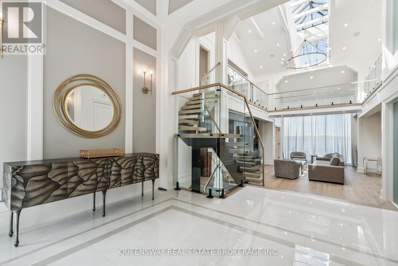 36 Pioneer Trail, Barrie (Innis-Shore), Ontario  L4N 0T8 - Photo 5 - S12723852