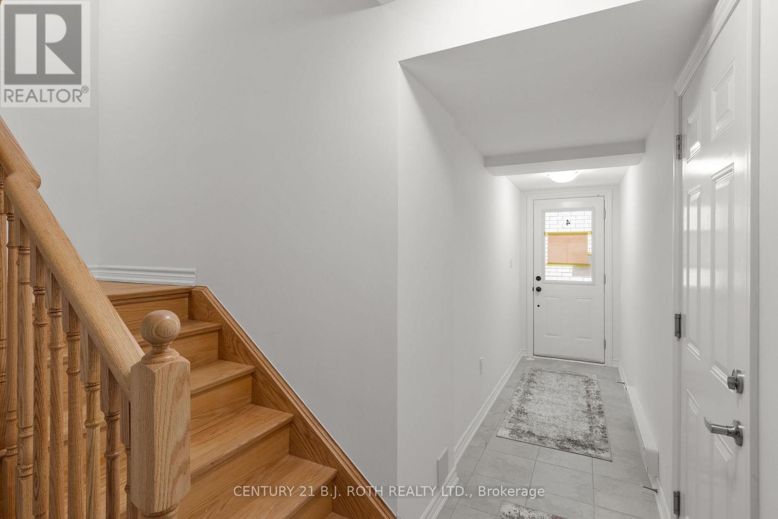 4 - 23 Hay Lane, Barrie, Ontario  L9J 0V6 - Photo 2 - S12723892