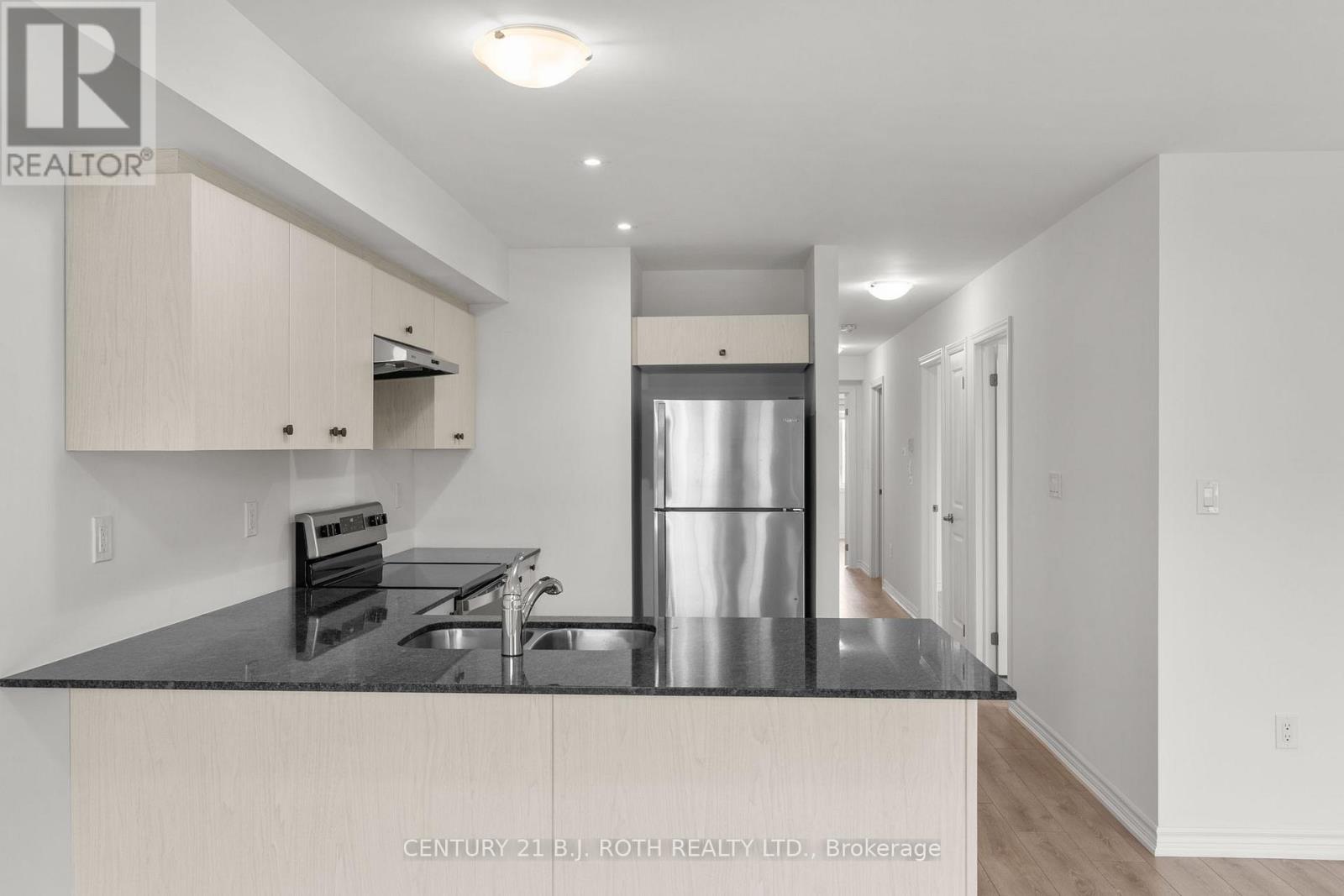 4 - 23 Hay Lane, Barrie, Ontario  L9J 0V6 - Photo 9 - S12723892