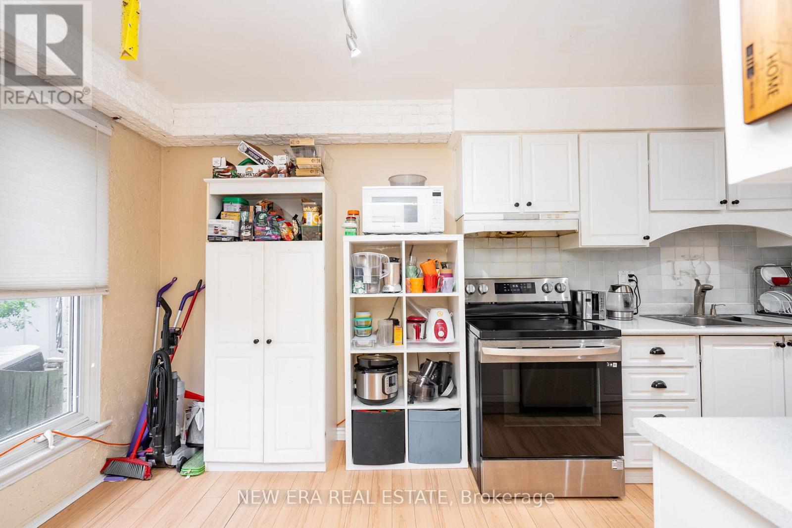 34 Lampman Lane, Barrie (Letitia Heights), Ontario  L4N 5B1 - Photo 17 - S12723910