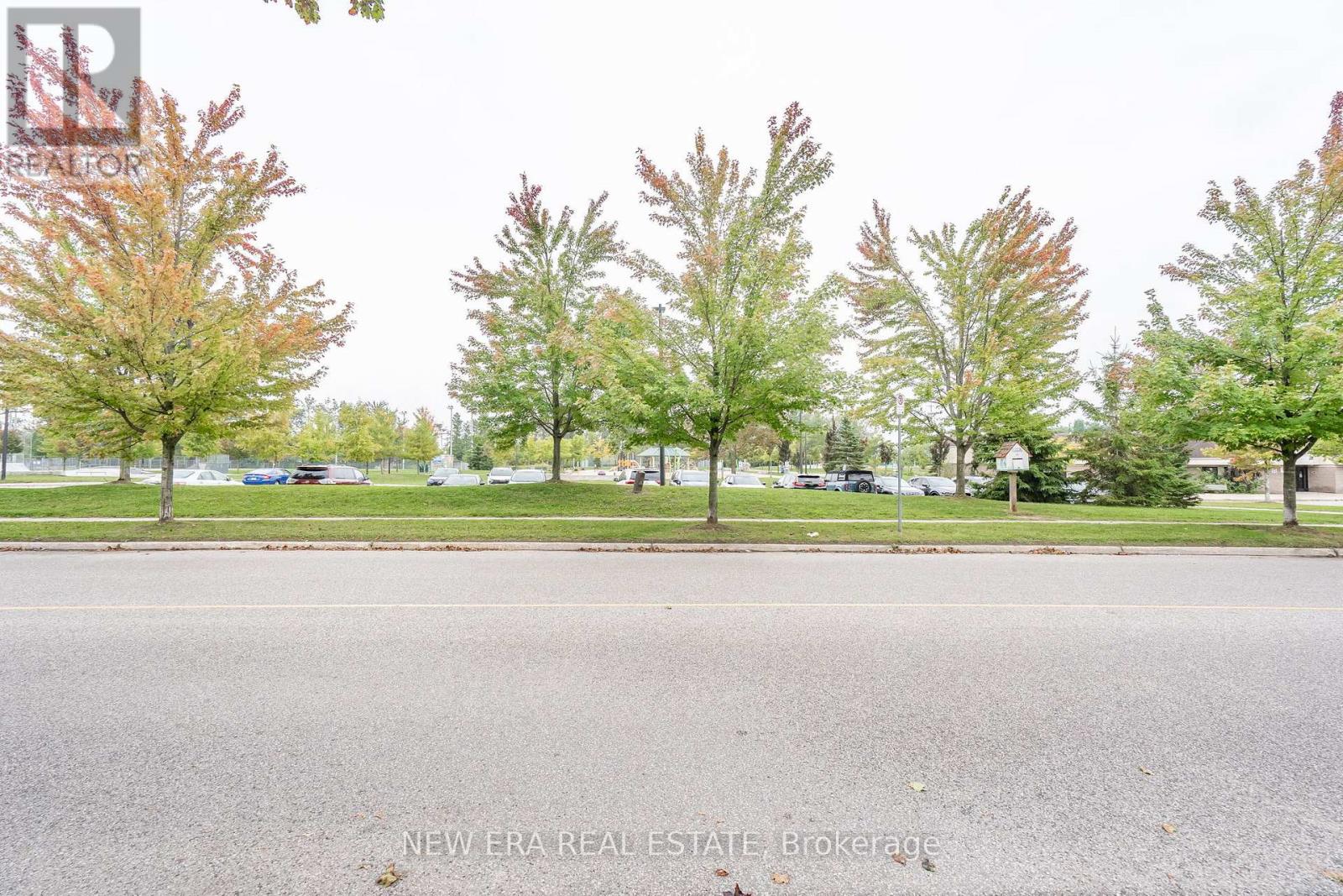 34 Lampman Lane, Barrie (Letitia Heights), Ontario  L4N 5B1 - Photo 38 - S12723910