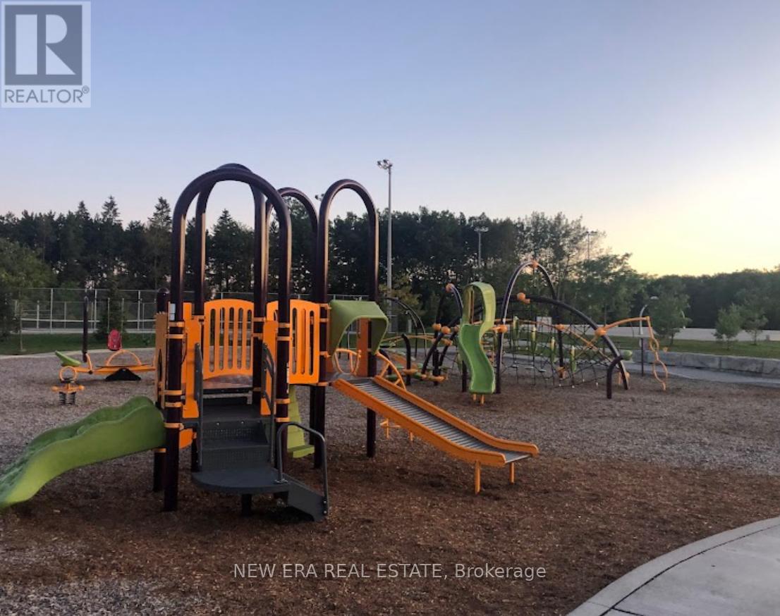 34 Lampman Lane, Barrie (Letitia Heights), Ontario  L4N 5B1 - Photo 39 - S12723910