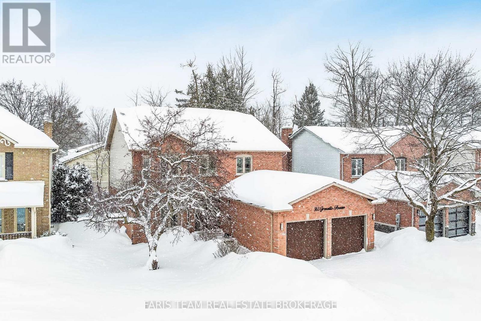 363 Grenville Avenue, Orillia, Ontario  L3V 7P7 - Photo 2 - S12723966