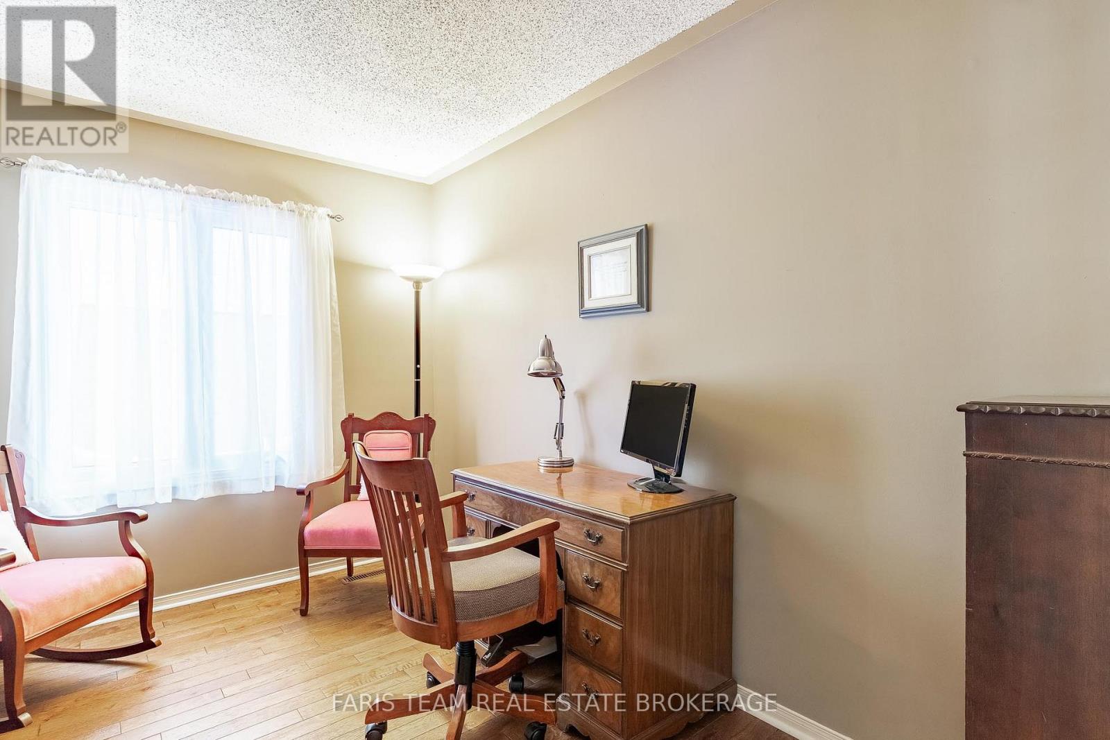 363 Grenville Avenue, Orillia, Ontario  L3V 7P7 - Photo 20 - S12723966