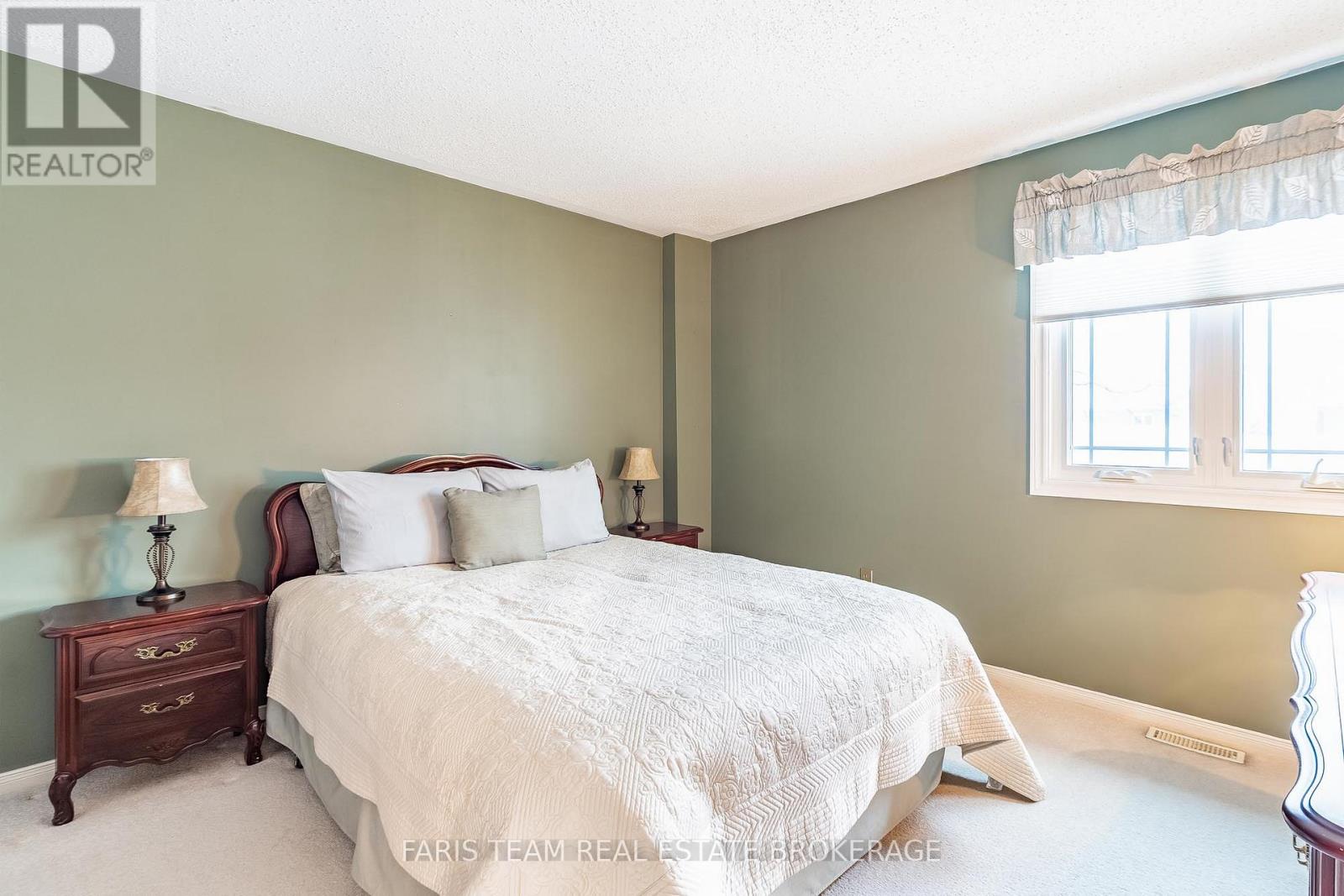 363 Grenville Avenue, Orillia, Ontario  L3V 7P7 - Photo 28 - S12723966