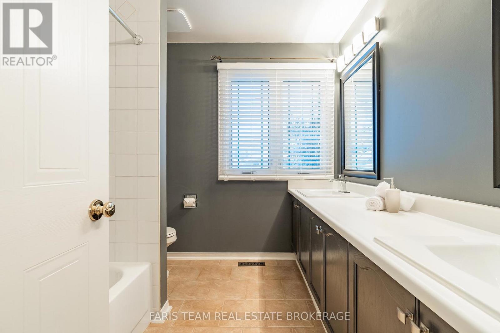 363 Grenville Avenue, Orillia, Ontario  L3V 7P7 - Photo 29 - S12723966