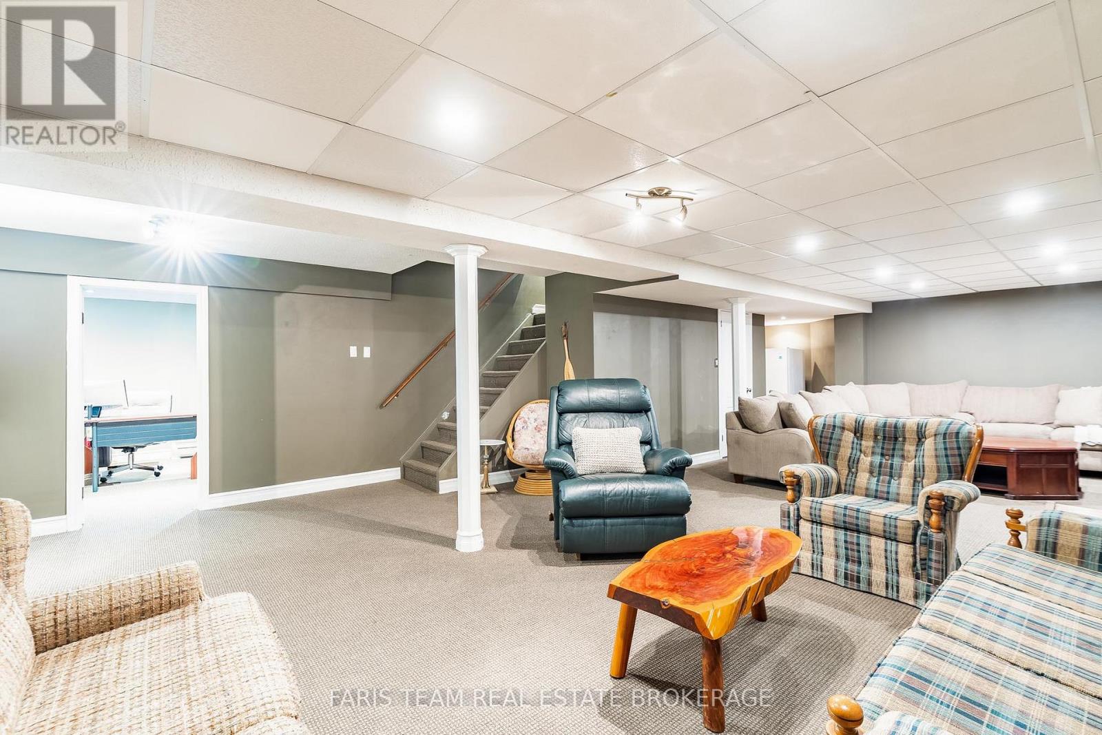 363 Grenville Avenue, Orillia, Ontario  L3V 7P7 - Photo 34 - S12723966