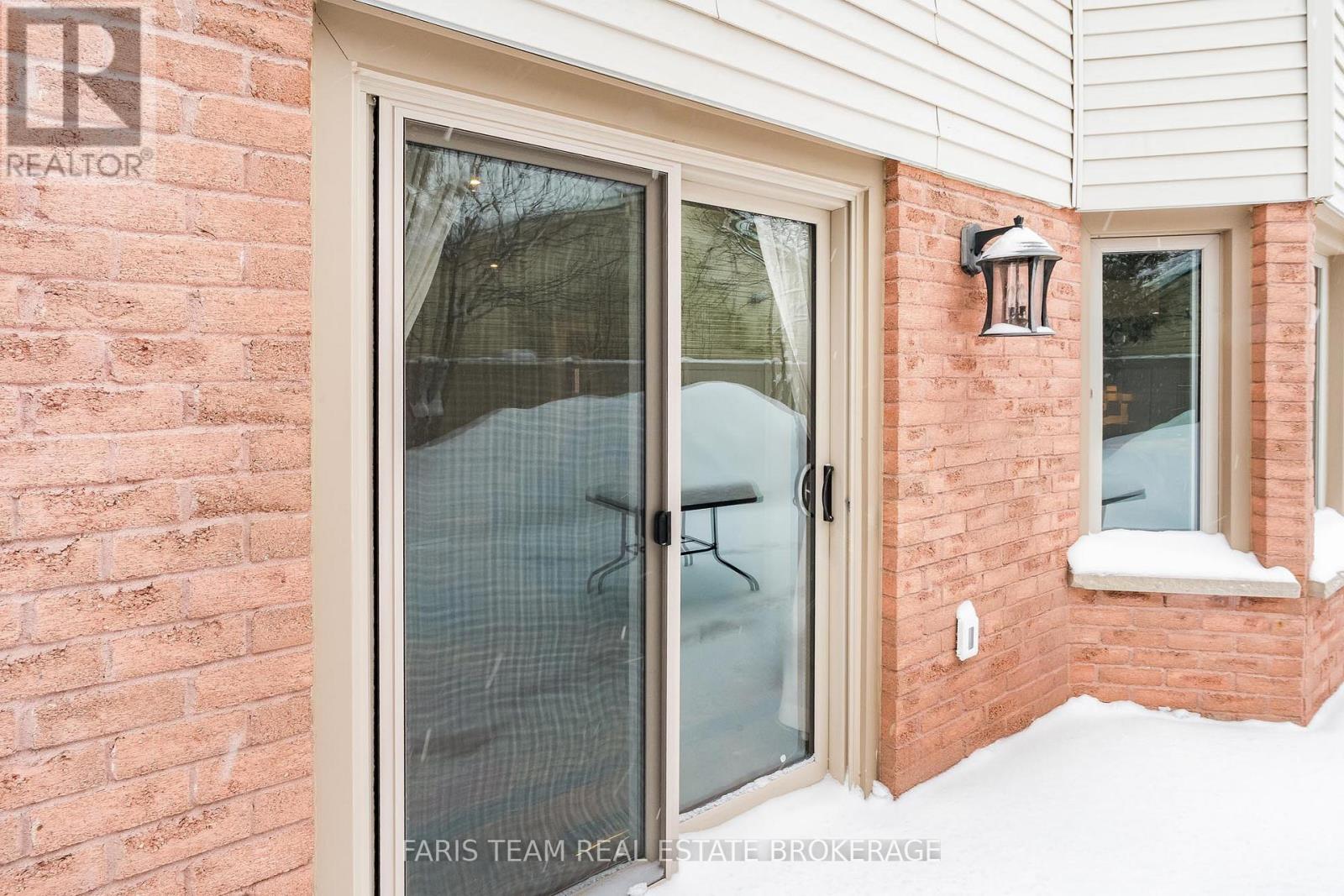 363 Grenville Avenue, Orillia, Ontario  L3V 7P7 - Photo 38 - S12723966