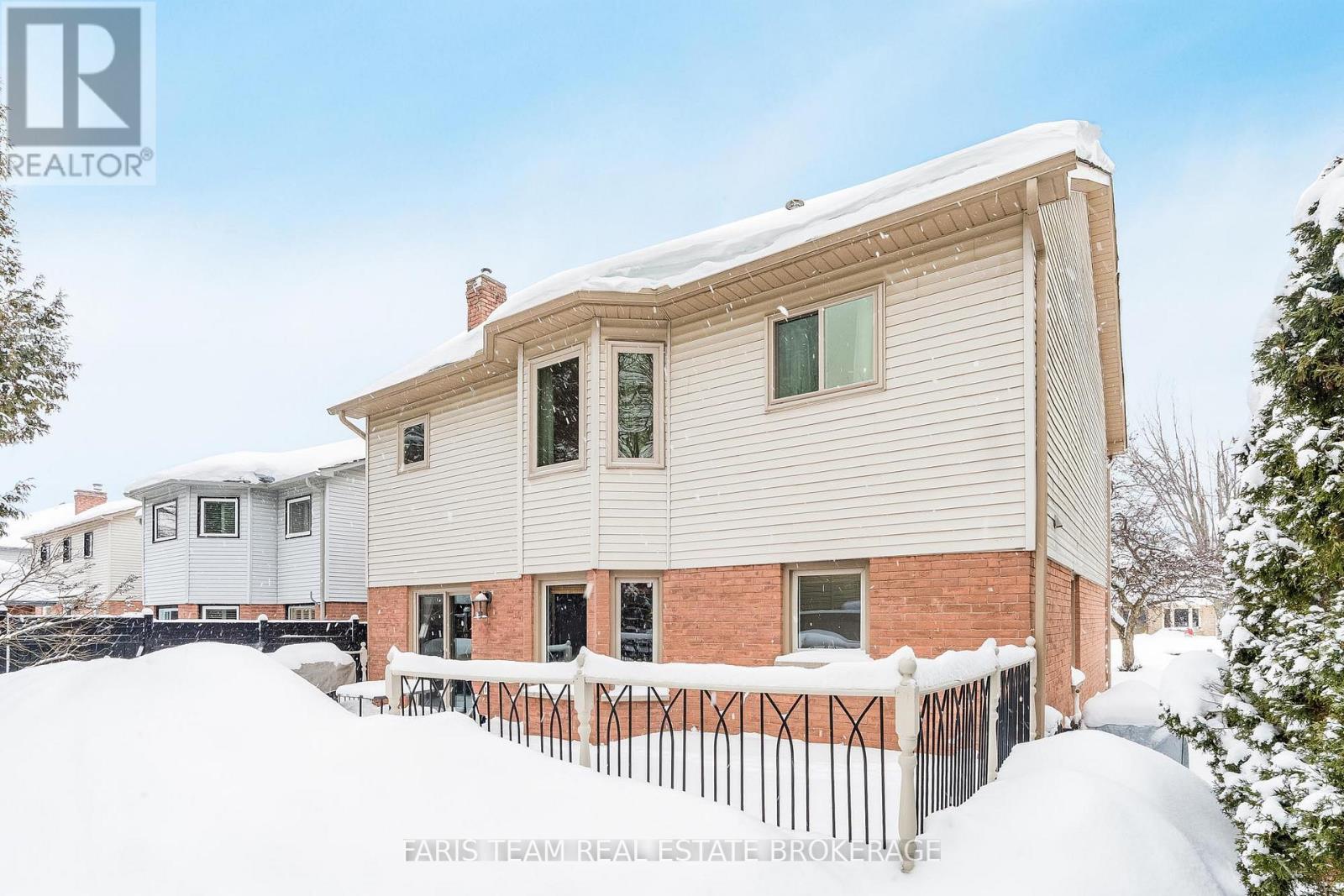 363 Grenville Avenue, Orillia, Ontario  L3V 7P7 - Photo 41 - S12723966