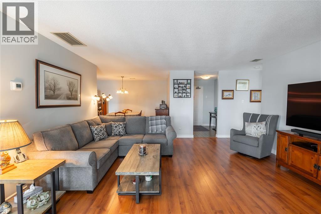 166 Beckwith Street Unit# 504, St Clair, Ontario  N0N 1G0 - Photo 5 - 26001798