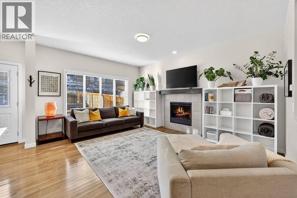 276 Hillcrest Drive Sw, Airdrie, Alberta  T4B 4C7 - Photo 8 - A2281240