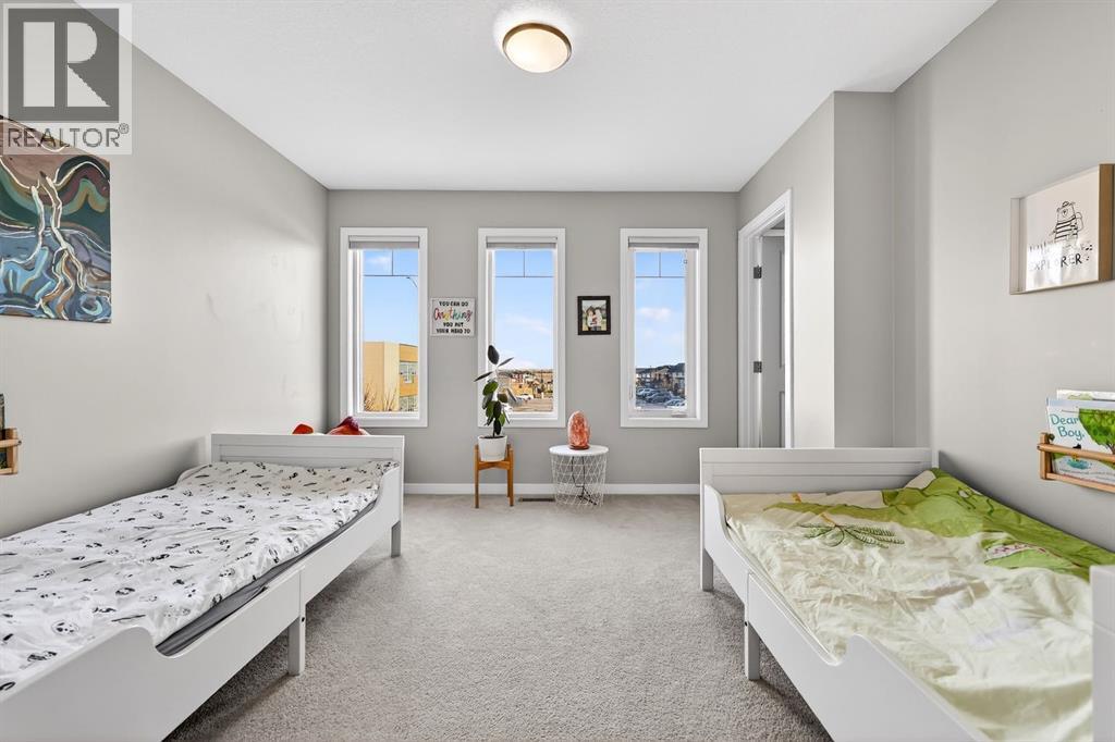 276 Hillcrest Drive Sw, Airdrie, Alberta  T4B 4C7 - Photo 35 - A2281240