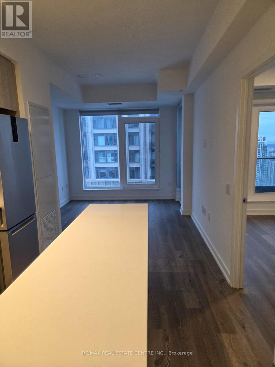 3307 - 395 Square One Drive, Mississauga, Ontario  L5B 0P6 - Photo 8 - W12723846