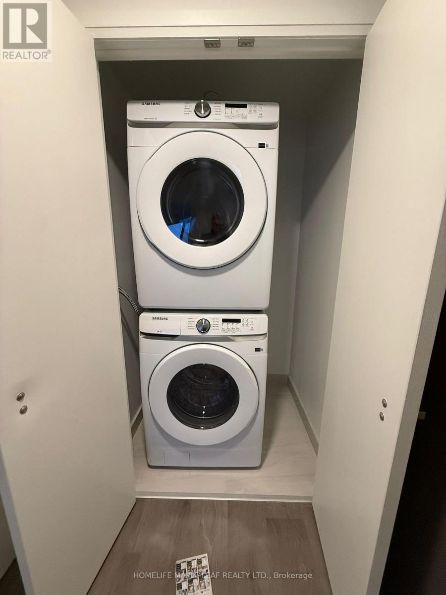 4511 - 4015 The Exchange, Mississauga, Ontario  L5B 0N9 - Photo 10 - W12723848