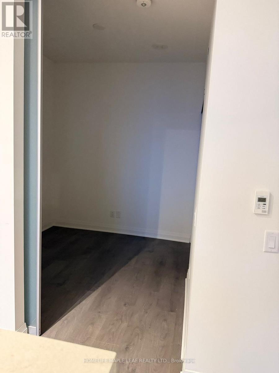 4511 - 4015 The Exchange, Mississauga, Ontario  L5B 0N9 - Photo 6 - W12723848