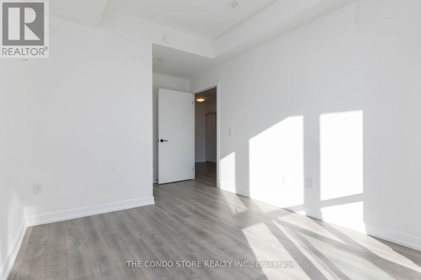 334 - 2300 St. Clair Avenue W, Toronto, Ontario  M6N 0B3 - Photo 12 - W12723864