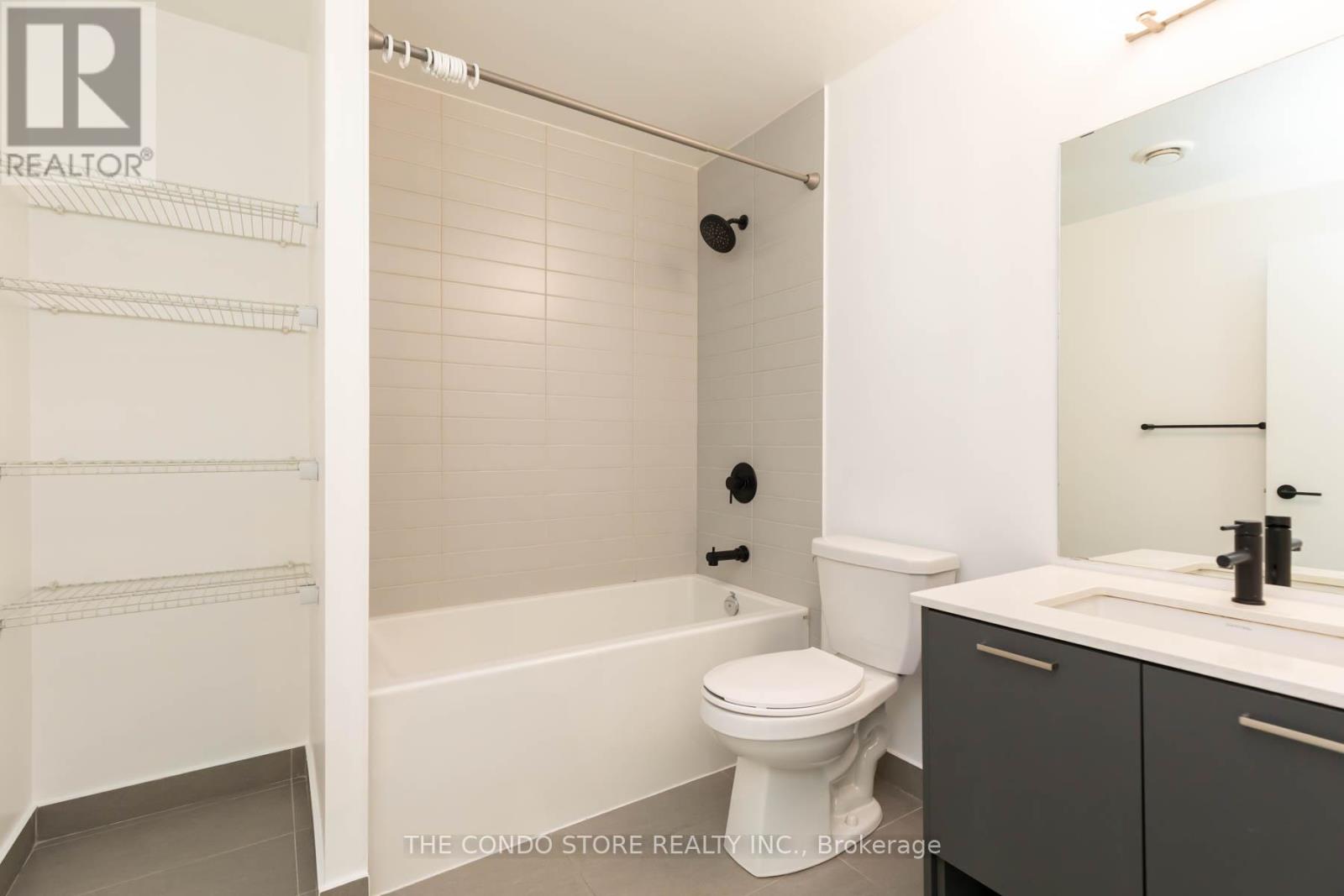 334 - 2300 St. Clair Avenue W, Toronto, Ontario  M6N 0B3 - Photo 16 - W12723864