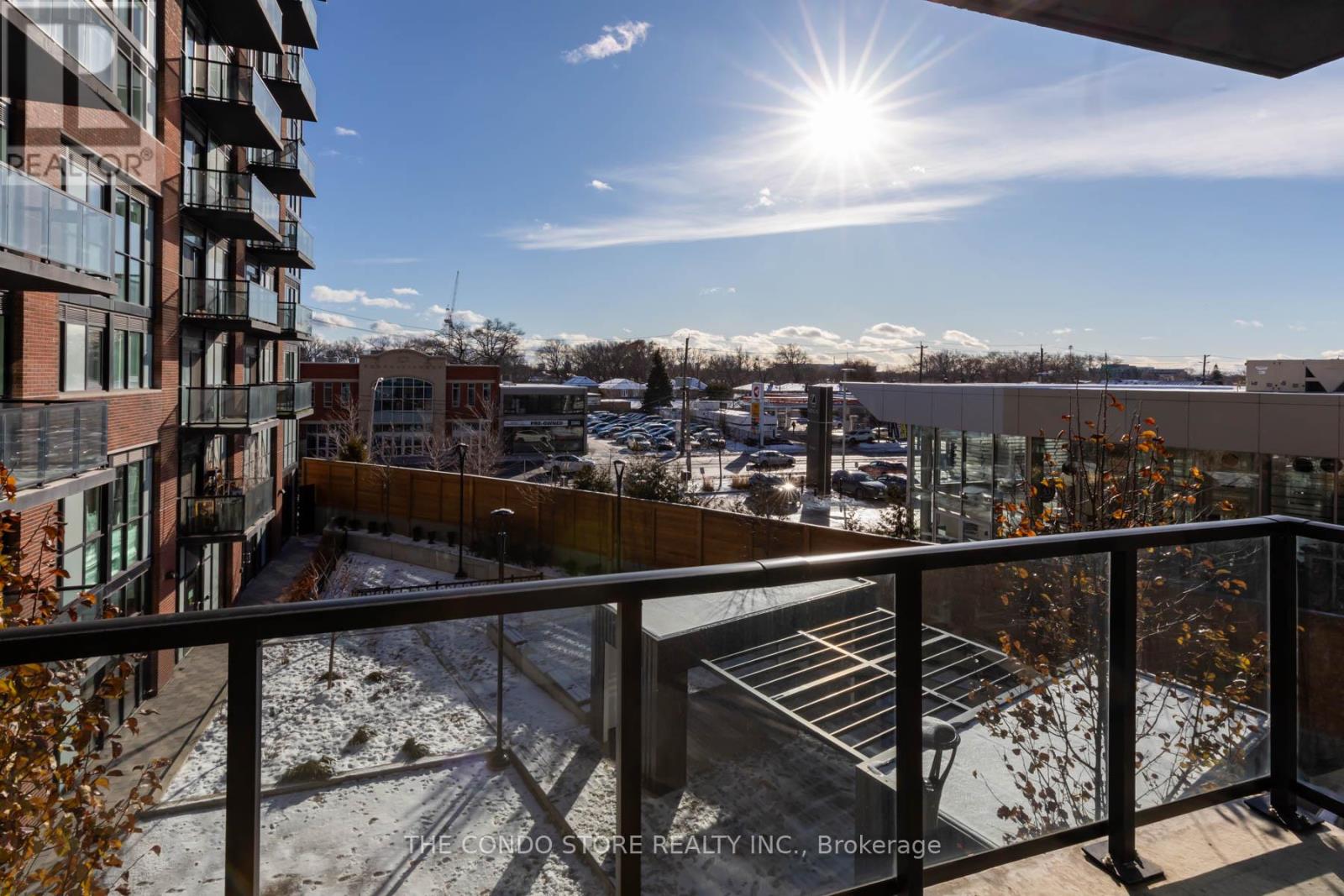 334 - 2300 St. Clair Avenue W, Toronto, Ontario  M6N 0B3 - Photo 18 - W12723864