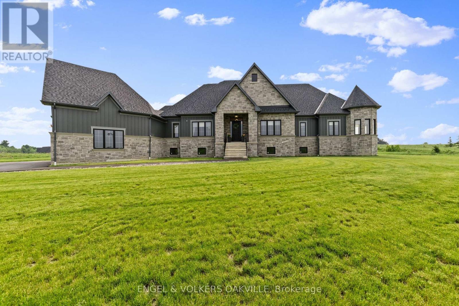 91 Logan Road, Caledon, Ontario  L7E 4L5 - Photo 2 - W12723906