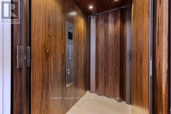 3279 Lakeshore Road, Burlington, Ontario  L7N 1A7 - Photo 5 - W12723928