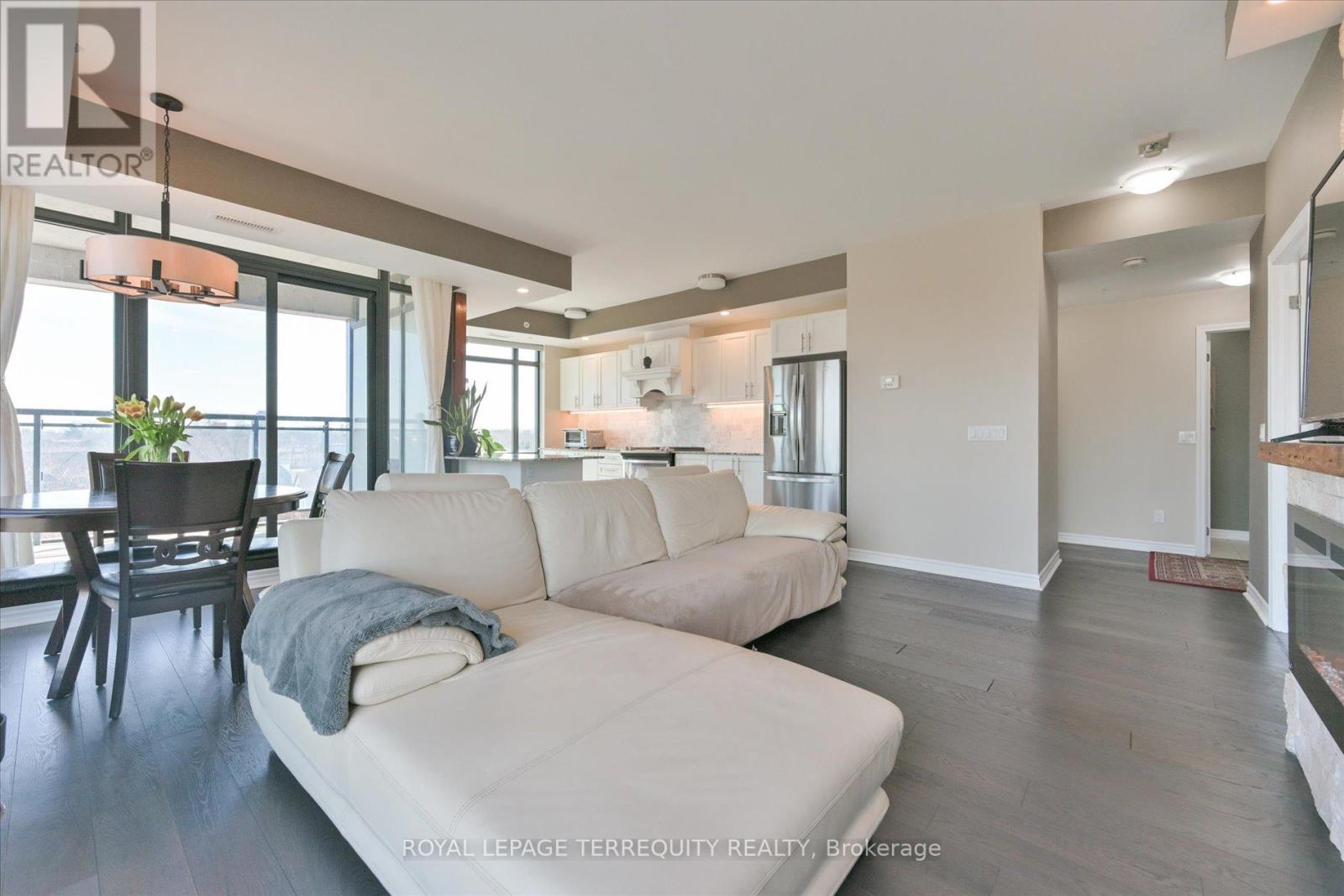 508 - 2522 Keele Street, Toronto, Ontario  M6L 0A2 - Photo 5 - W12723932