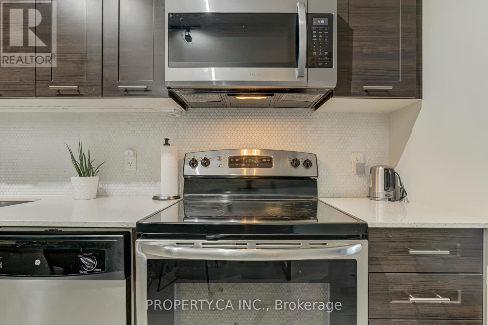 515 - 2220 Lake Shore Boulevard W, Toronto, Ontario  M8V 0C1 - Photo 19 - W12723986