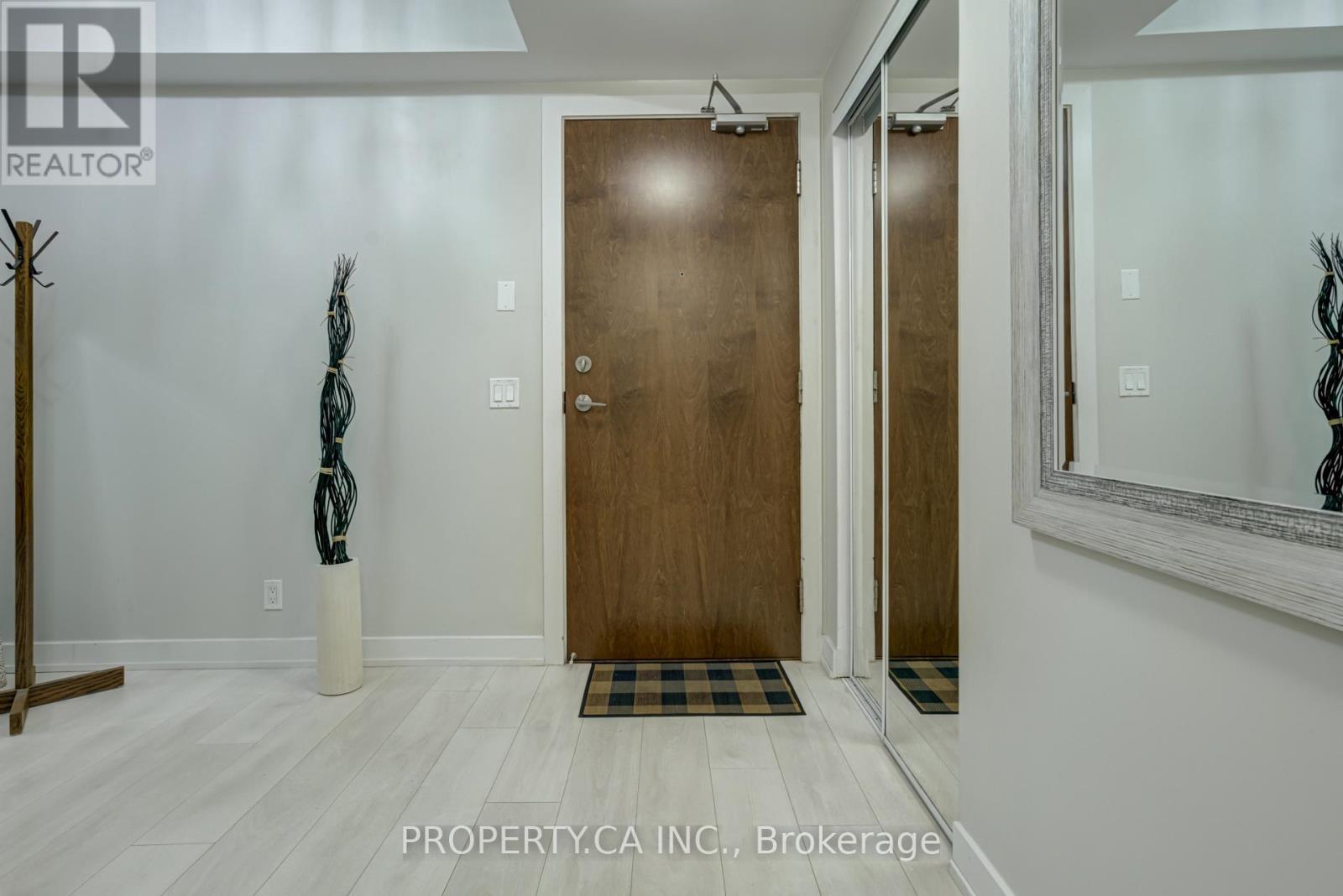 515 - 2220 Lake Shore Boulevard W, Toronto, Ontario  M8V 0C1 - Photo 6 - W12723986