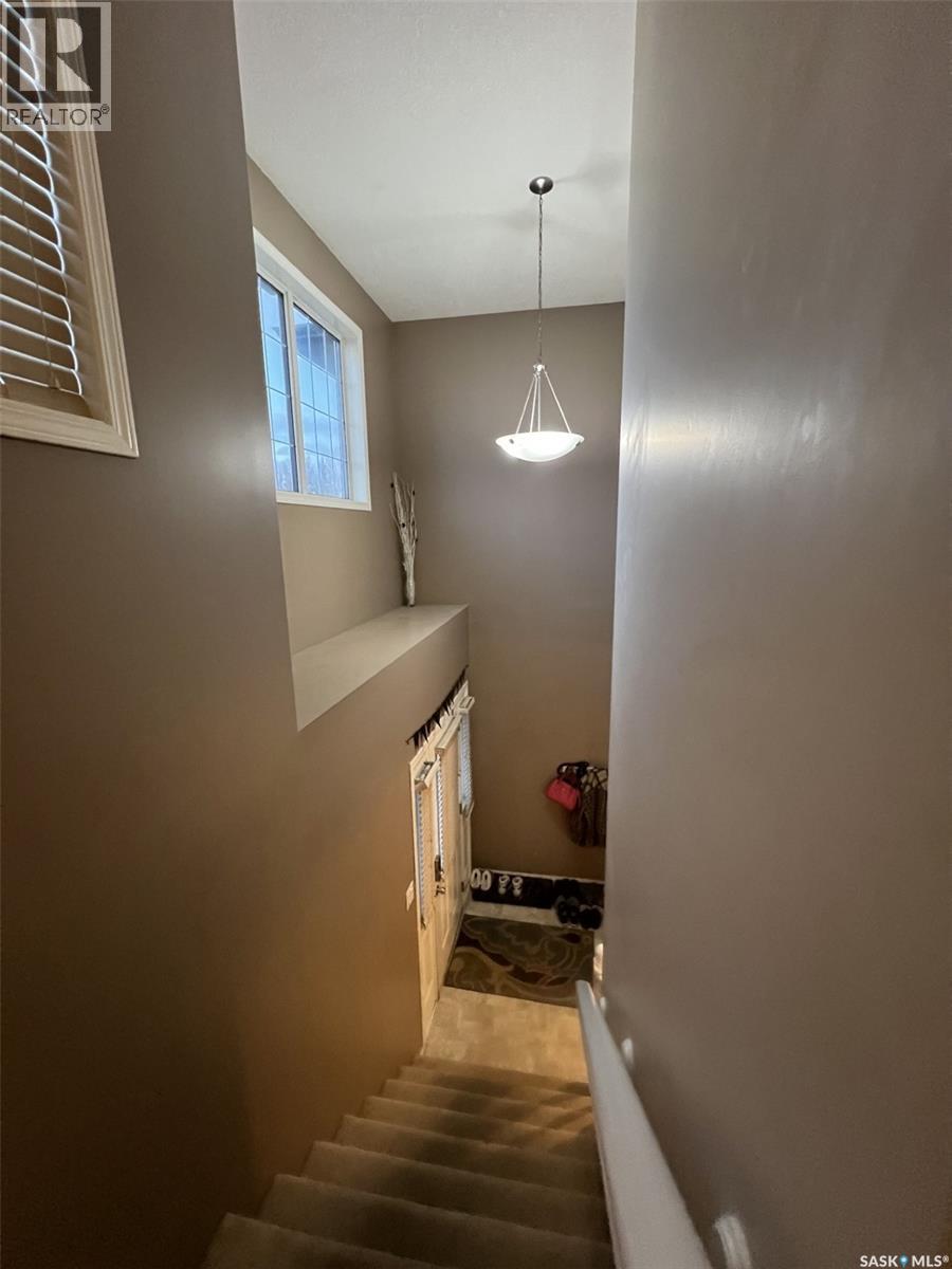 818 Bluebird Crescent, Regina, Saskatchewan  S4N 7S4 - Photo 3 - SK027310